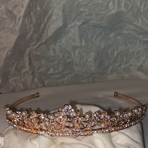 Tiara 👑